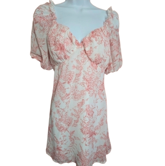 Missguided Floral Cottagecore Mini Dress Puff Sleeve Pink White Sz 6 NWOT - Picture 2 of 6